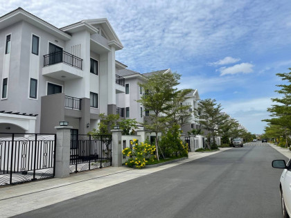 Twin Villa At Borey Phnom Penh Park Villa in Phnom Penh Capital