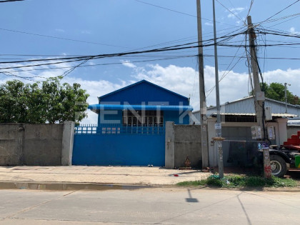 ឃ្លាំងជួលនៅសែនសុខ Warehouse in Phnom Penh Capital