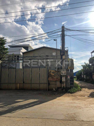 ឃ្លាំងនៅទឹកថ្លា Warehouse in Phnom Penh Capital