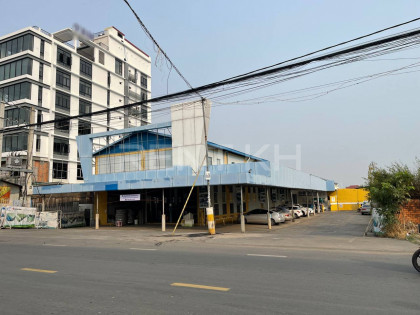 ឃ្លាំងជួលនៅសែនសុខ Warehouse in Phnom Penh Capital