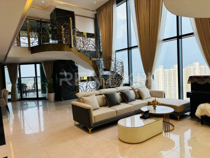 Luxury Big Penthouse Unit near aeon 1 Apartment in Phnom Penh Capital