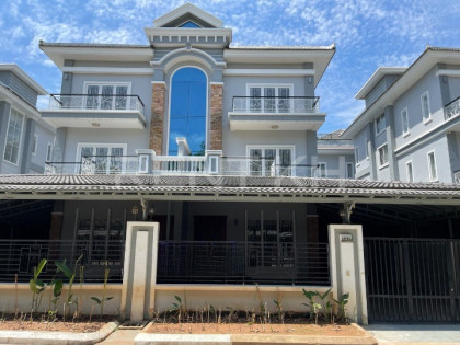 Twin Villa At Borey Vimean Phnom Penh Villa in Phnom Penh Capital