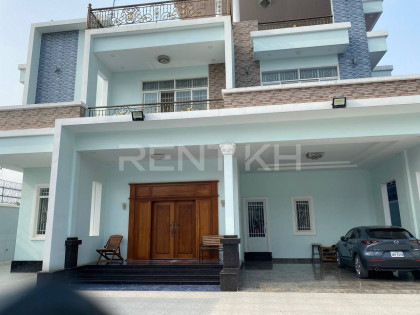 ផ្ទះសំរាប់ជួលនៅសែនសុខ Villa in Phnom Penh Capital