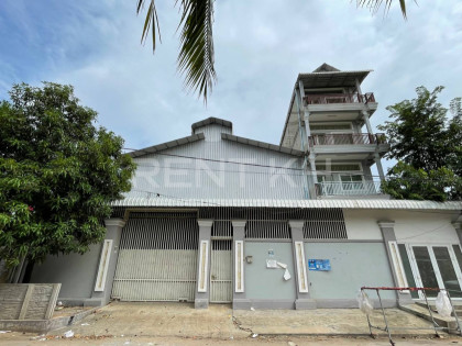 Warehouse & House for Rent in Khan Sen Sok Warehouse in Phnom Penh Capital