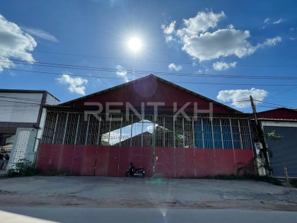 ឃ្លាំងជួលនៅឬស្សីកែវ Warehouse in Phnom Penh Capital