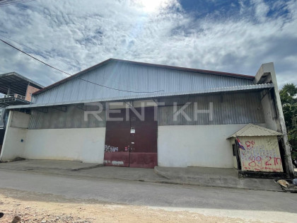 ឃ្លាំងនៅពោធិ៍សែនជ័យ Warehouse in Phnom Penh Capital