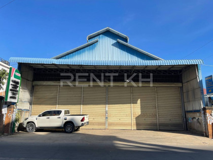 ឃ្លាំងជួលនៅខណ្ឌសែនសុខ Warehouse in Phnom Penh Capital