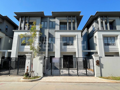 Twin Villa at Chip Mong Land, Grand Phnom Penh City Villa in Phnom Penh Capital