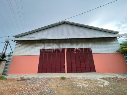 ឃ្លាំងថ្មីសម្រាប់ស្តុកទំនិញ នៅគោករកា Warehouse in Phnom Penh Capital