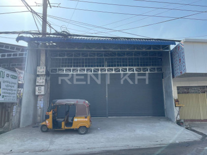 ឃ្លាំងជួលនៅថ្មគោល Warehouse in Phnom Penh Capital