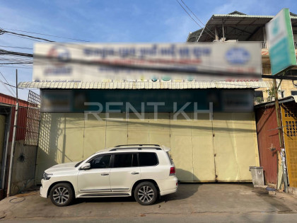 ឃ្លាំងជួលនៅខណ្ឌសែនសុខ Warehouse in Phnom Penh Capital