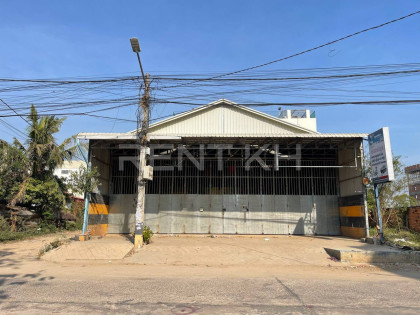 ឃ្លាំងជួលនៅសែនសុខ Warehouse in Phnom Penh Capital