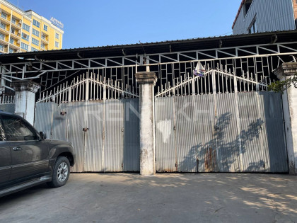 ឃ្លាំងជួលនៅទួលគោក Warehouse in Phnom Penh Capital