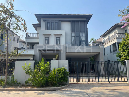 Queen Villa for Rent at Borey Chip Mong Land, Park Land 598 Villa in Phnom Penh Capital