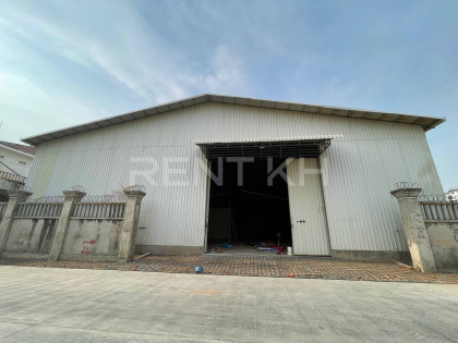 ឃ្លាំងជួលនៅសែនសុខ Warehouse in Phnom Penh Capital