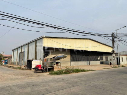 ឃ្លាំងជួលនៅសែនសុខ Warehouse in Phnom Penh Capital