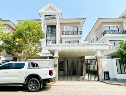 Twin Villa for rent at Borey Peng Huoth The Star Mera Garden Villa in Phnom Penh Capital