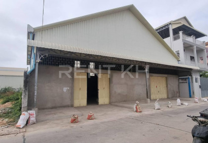 ឃ្លាំងជួលនៅភ្នំពេញថ្មី Warehouse in Phnom Penh Capital