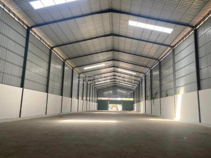 ឃ្លាំងសម្រាប់ជួលនៅសែនសុខ Warehouse in Phnom Penh Capital