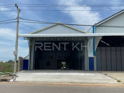 ឃ្លាំងសម្រាប់ជួលនៅសែនសុខ Warehouse in Phnom Penh Capital