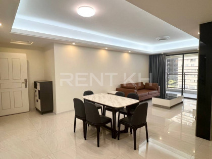 3 Bedrooms for Rent at Sky 31 Toul Kork Condominium in Phnom Penh Capital