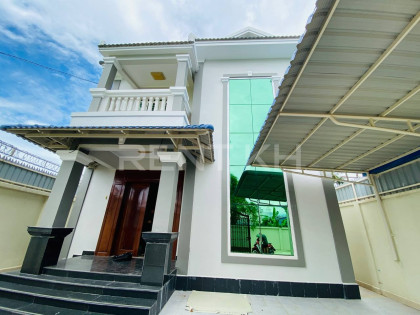 ផ្ទះវីឡានៅសែនសុខ Villa in Phnom Penh Capital