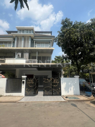 Twin Villa for Rent at Borey Peng Huoth The Star Quarteria, Aeon 2 Mall Villa in Phnom Penh Capital