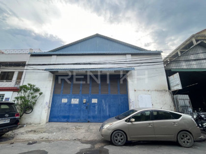 Warehouse for  Rent at Toul Tompong Warehouse in Phnom Penh Capital