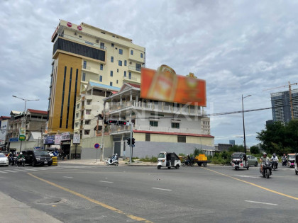 Two Shophouses for Rent at Sangkat Beong Kak Flat in Phnom Penh Capital