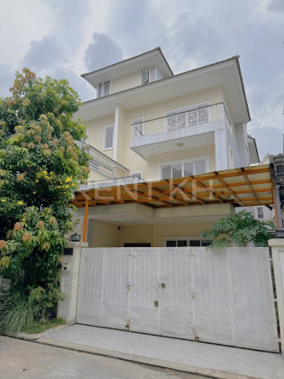 Twin Villa for Rent at Borey Phnom Penh Thmey Villa in Phnom Penh Capital