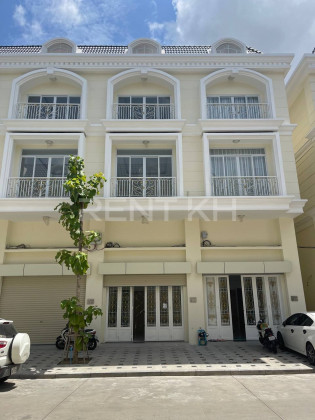 Shophouse for Rent at Chrouy Changvar Flat in Phnom Penh Capital