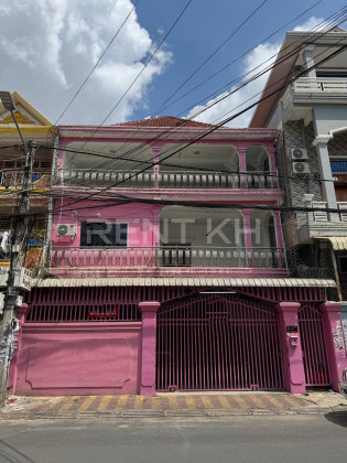 Shop House for Rent at Sangkat Tuek La'k 2, Tuol kork Flat in Phnom Penh Capital