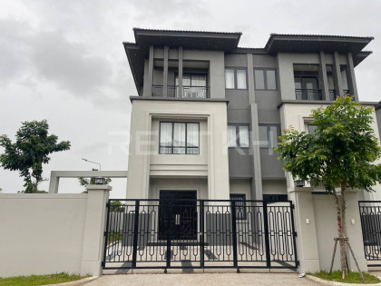 Twin Villa for Rent at Borey Chip Mong Land Grand Villa in Phnom Penh Capital