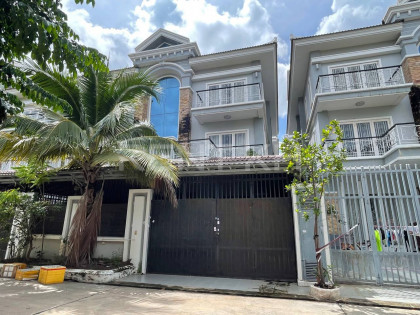 Twin Villa for Rent at Borey Vimean Phnom Penh Villa in Phnom Penh Capital