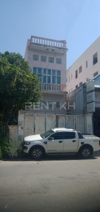 Shop House for Rent at Khan Tuol Kork Flat in Phnom Penh Capital