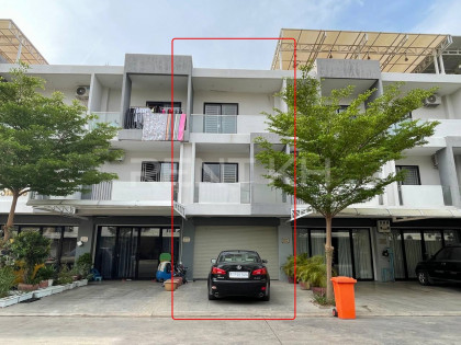 Link House for Rent at Borey Arata Sensok Villa in Phnom Penh Capital