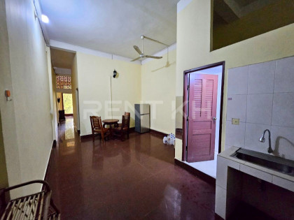 1 bedroom renovated apartment for rent in Daun Penh Apartment in Phnom Penh Capital