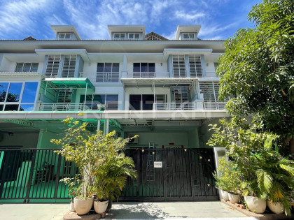 Link House for Rent at Borey Peng Huoth The Star Quarteria Villa in Phnom Penh Capital