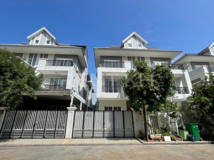 Villa for Rent at Borey Phnom Penh Tmey, Russey Keo Villa in Phnom Penh Capital