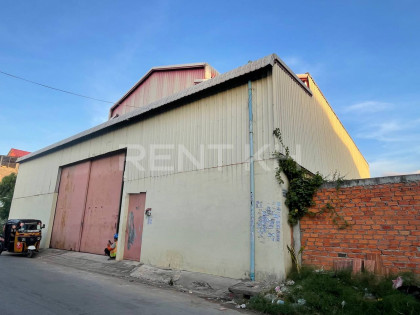 Warehouse for rent nearly Canacity Market Warehouse in Phnom Penh Capital