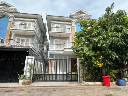 Twin Villa for Rent at Borey Vimean Phnom Penh Villa in Phnom Penh Capital