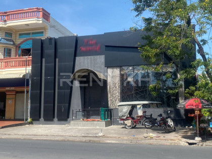 Building for Rent at Sangkat Tuek L'ak Ti Pir Building in Phnom Penh Capital