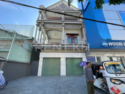 Shop House for Rent at Heng Ly Market St 271 Flat in Phnom Penh Capital