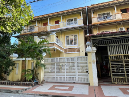 Twin Villa for Rent at Borey Piphup Thmey, Aeon Sen Sok Area Villa in Phnom Penh Capital