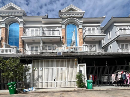 Link House for Rent at Borey Vimean Phnom Penh Villa in Phnom Penh Capital