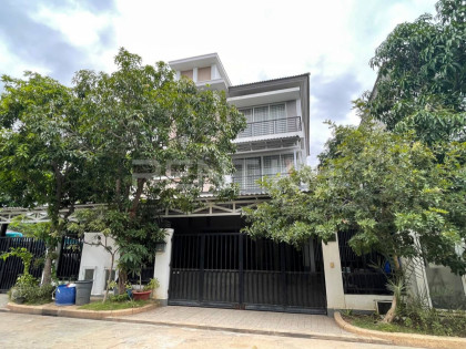 Twin Villa for Rent at Borey Peng Huoth 6A Villa in Phnom Penh Capital