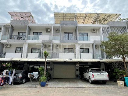 Link House for Rent at Borey Arata Sensok Flat in Phnom Penh Capital