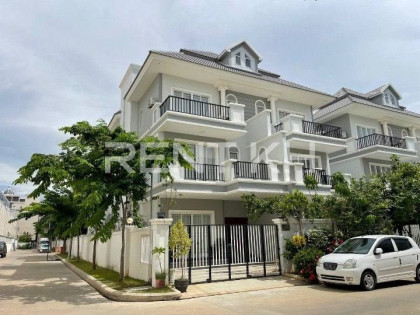 Twin Villa for Rent at Borey Phnom Penh Thmey Elites Park 2 Villa in Phnom Penh Capital