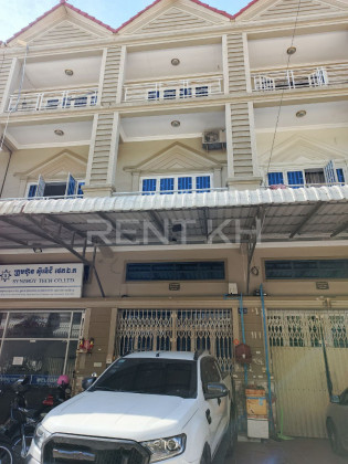 Flat for Rent in Borey Hung Lay , Near Ekreachy3 Market Flat in Phnom Penh Capital