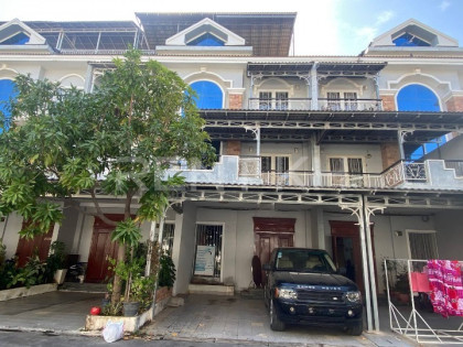 Link House for Rent at Borey Vimean Phnom Penh Villa in Phnom Penh Capital